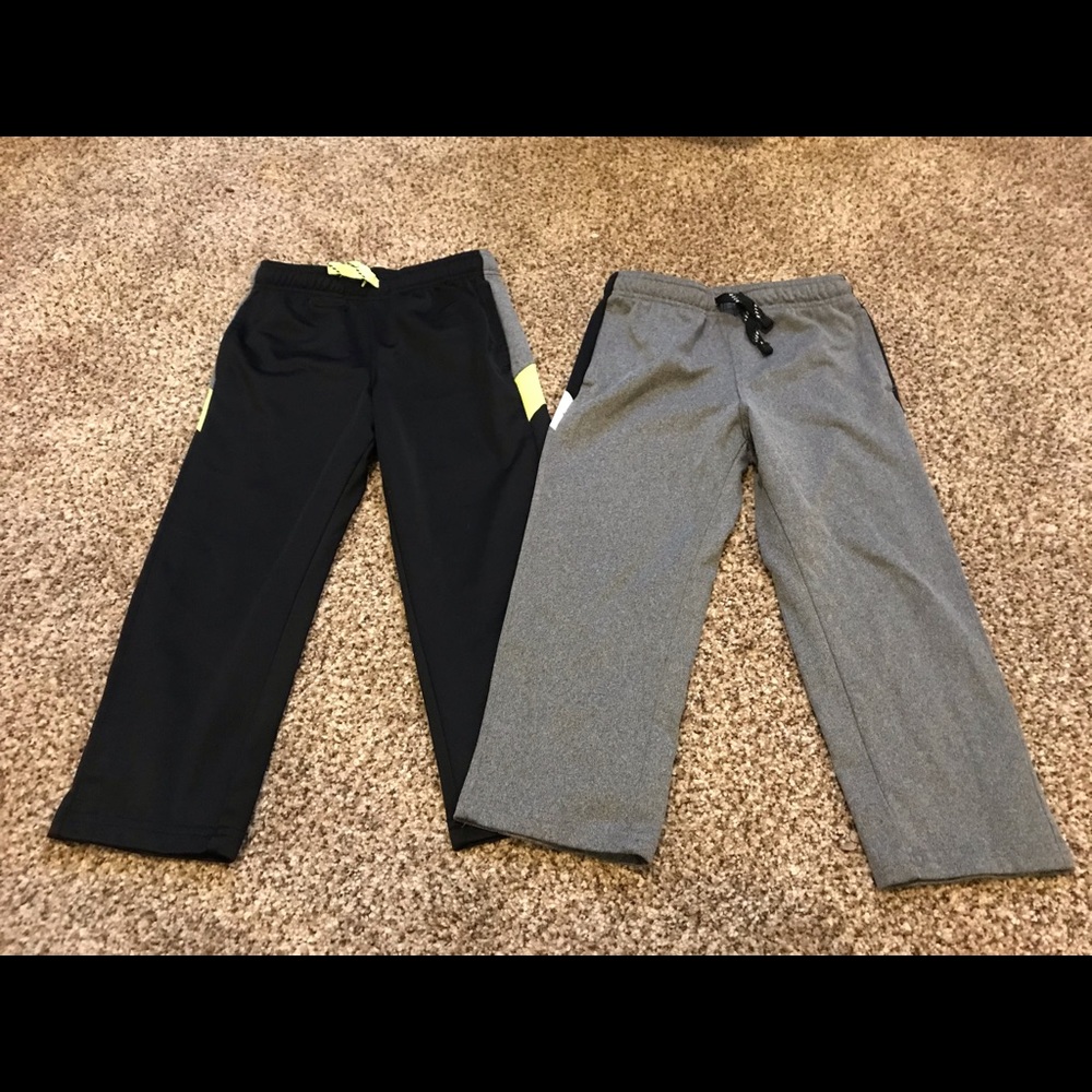 2 pair jogger pants, size 4t